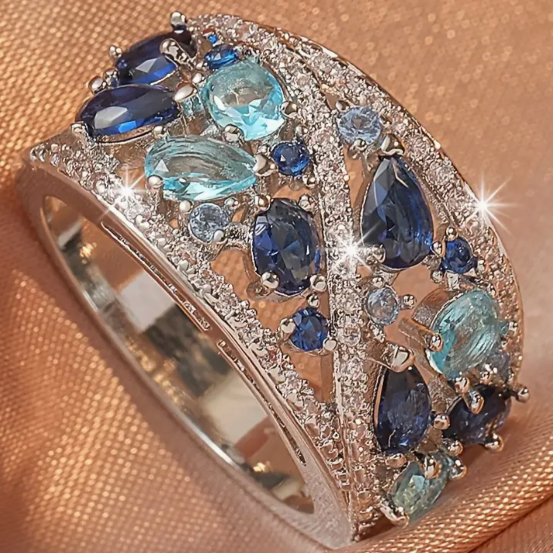 Retro Blue Zircon Ring