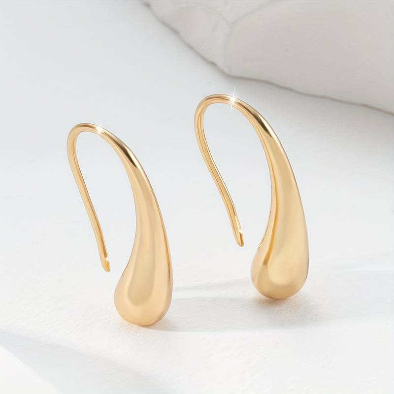 Retro Golden Teardrop Earrings