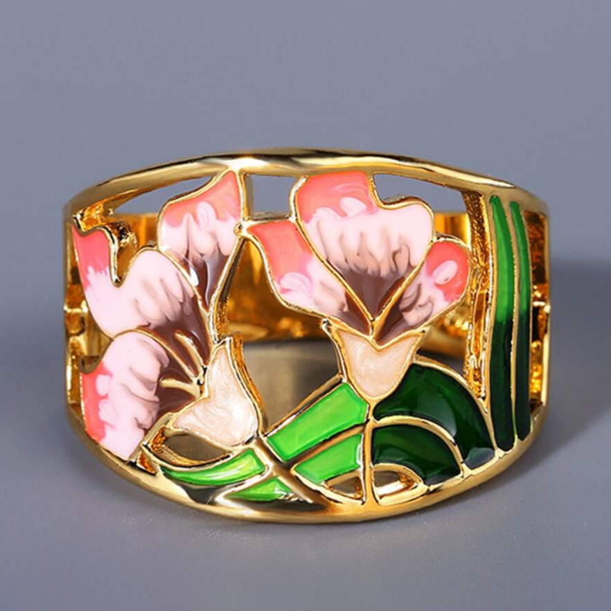 Retro Gold Enamel Floral Ring