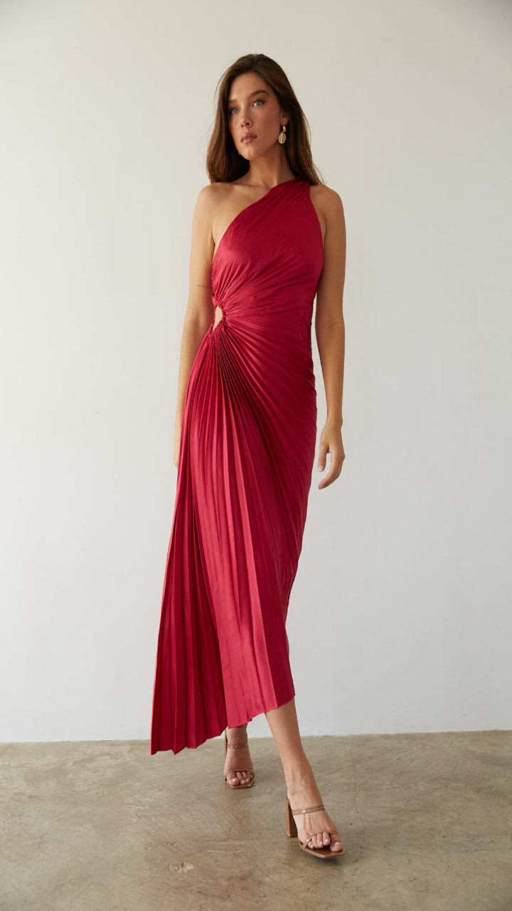 Ivana - Pleated Inspiration