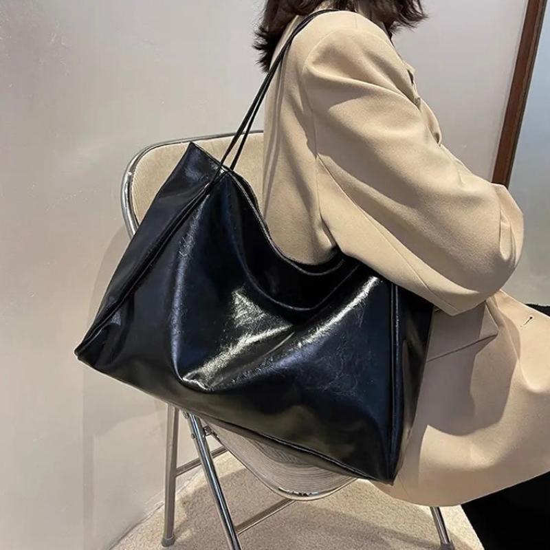 Amara - Vintage-Inspired Leather Handbag