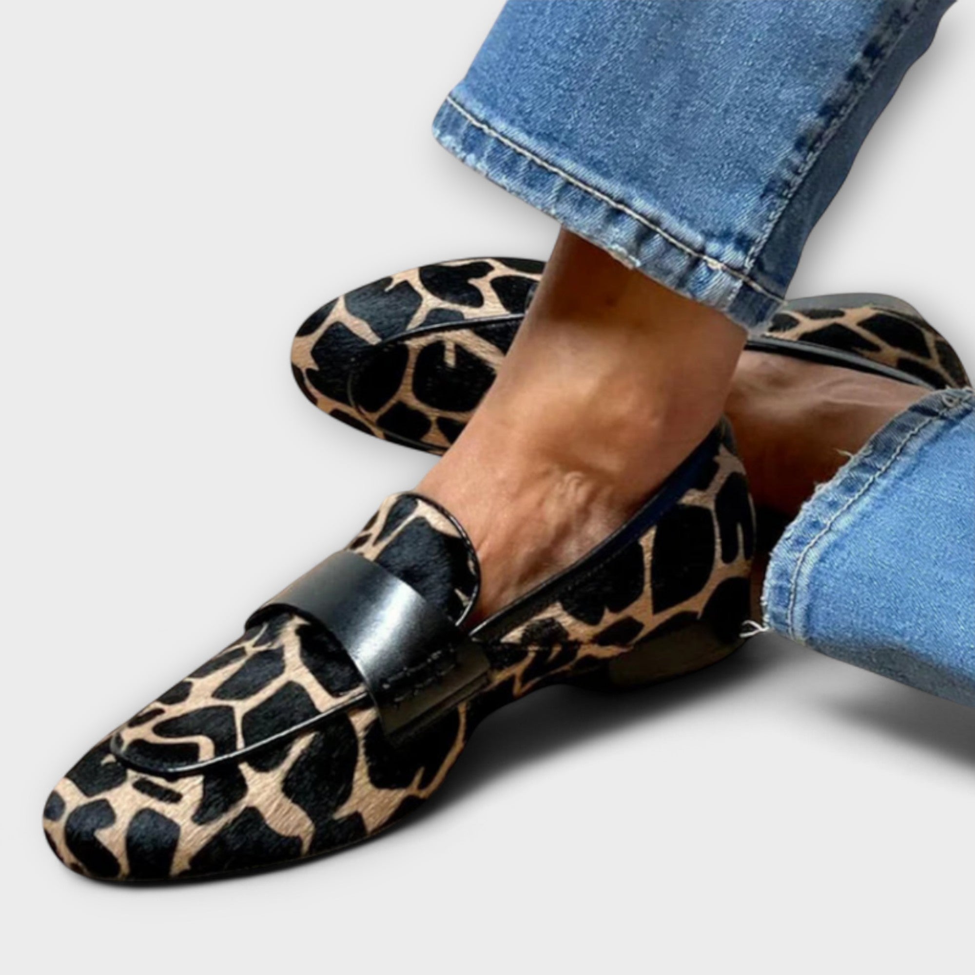 Leo - Classic Loafer