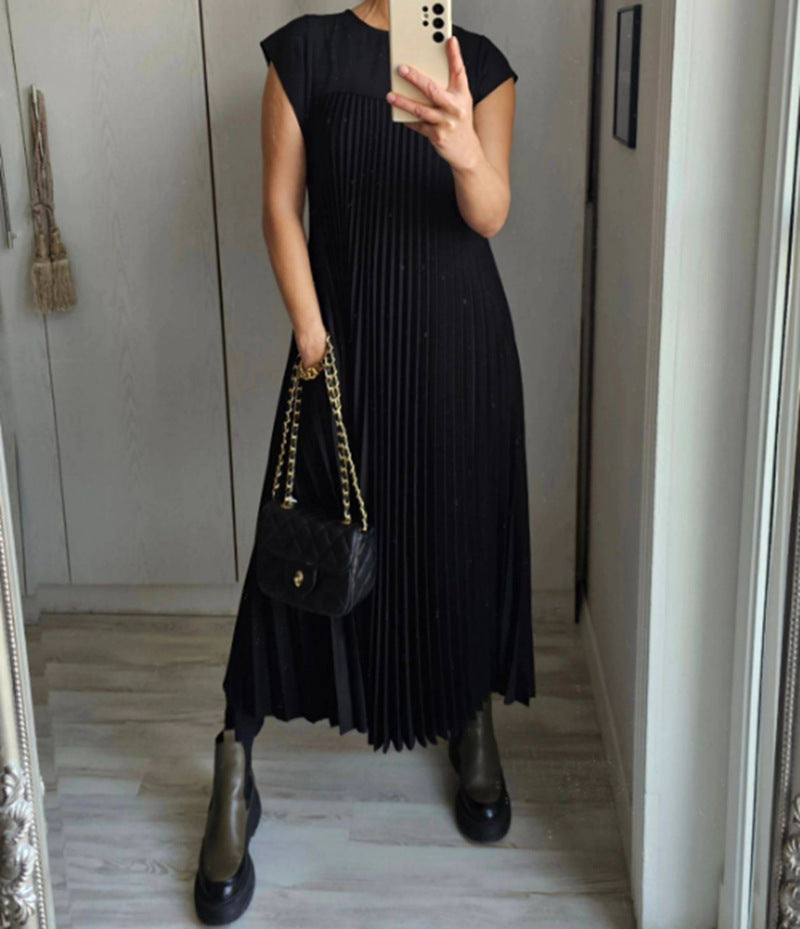 Elara™ - Flowing Pleated Maxi Dress