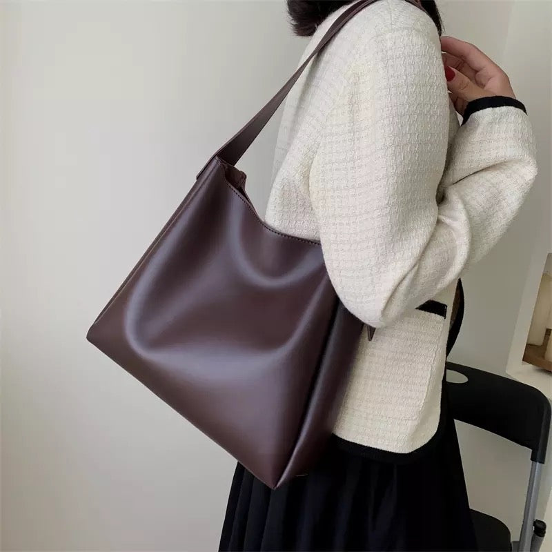 Zara - Luxe Grand Tote