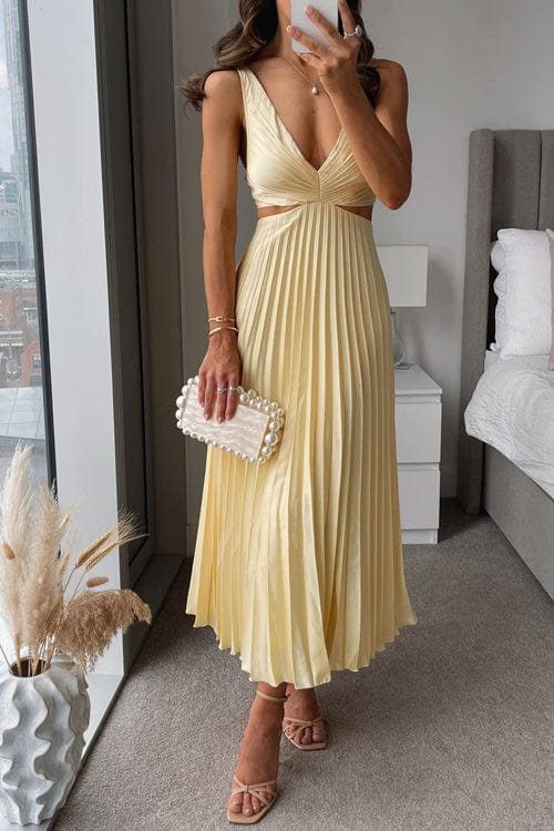 Kelsey™ | V-Neck Pleated Dress