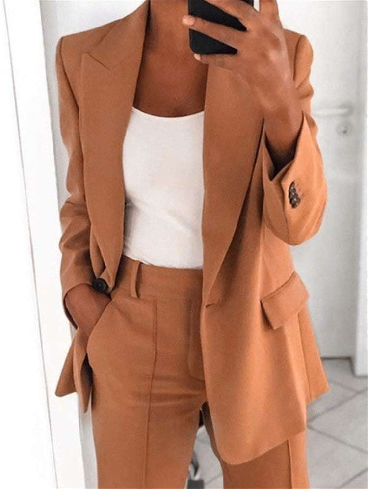 Executive Elegance: Tailored Blazer and Fitted Trousers Set