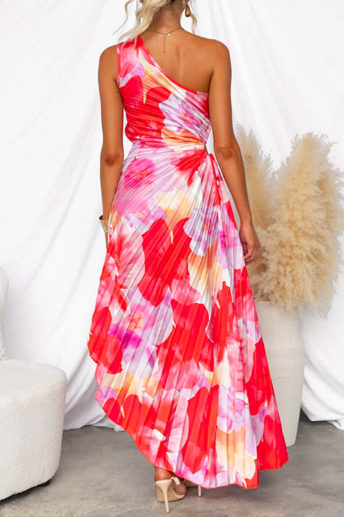 Kris - Radiant Pleated Design