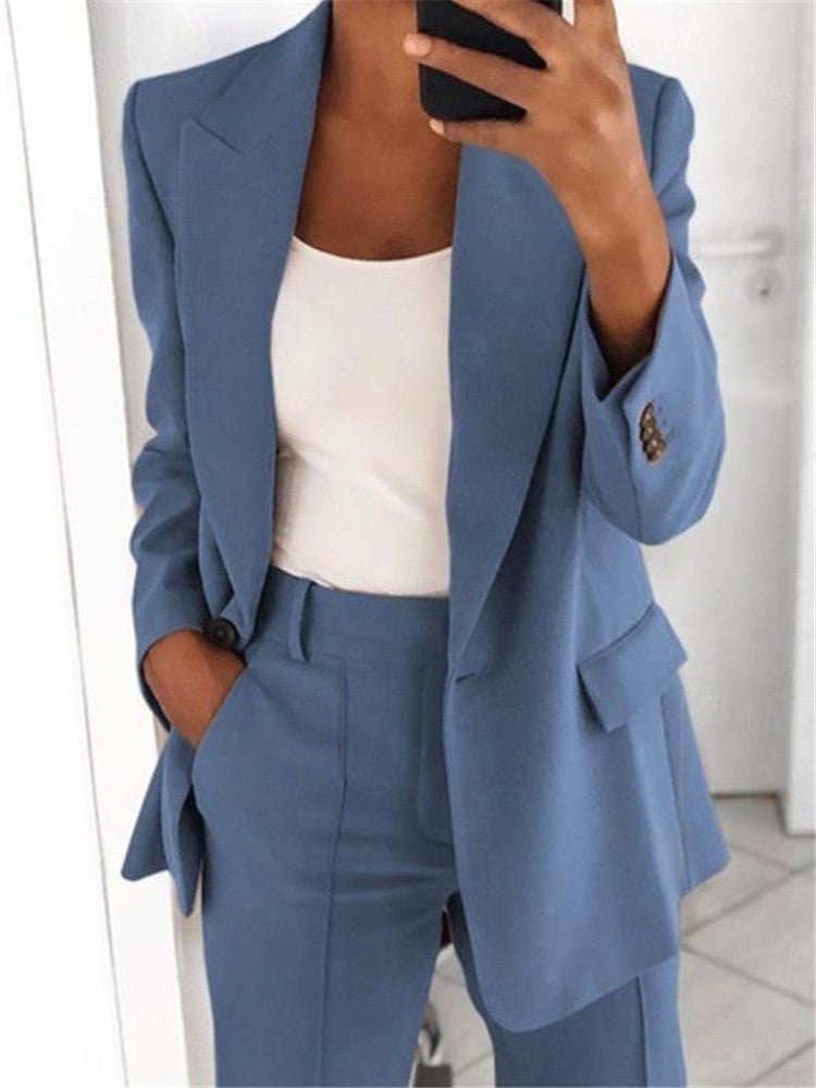 Executive Elegance: Tailored Blazer and Fitted Trousers Set