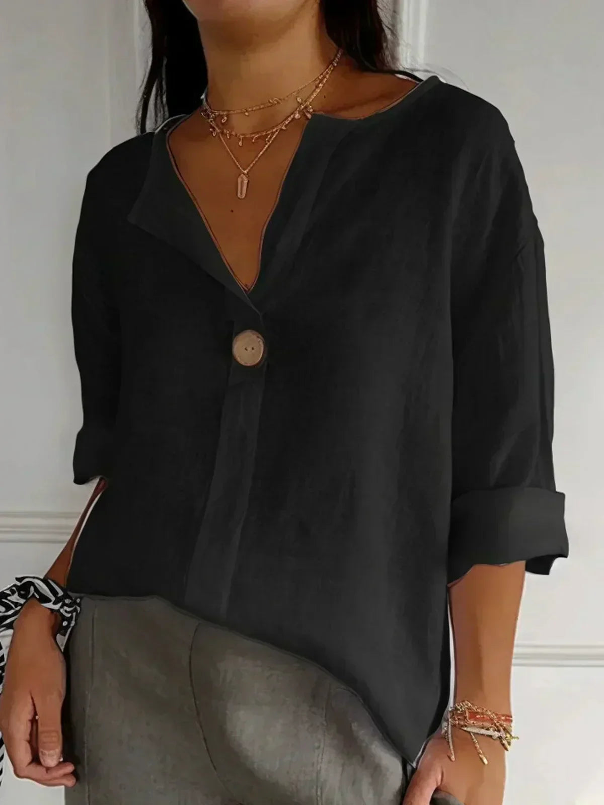 Mae Simple Elegance Blouse