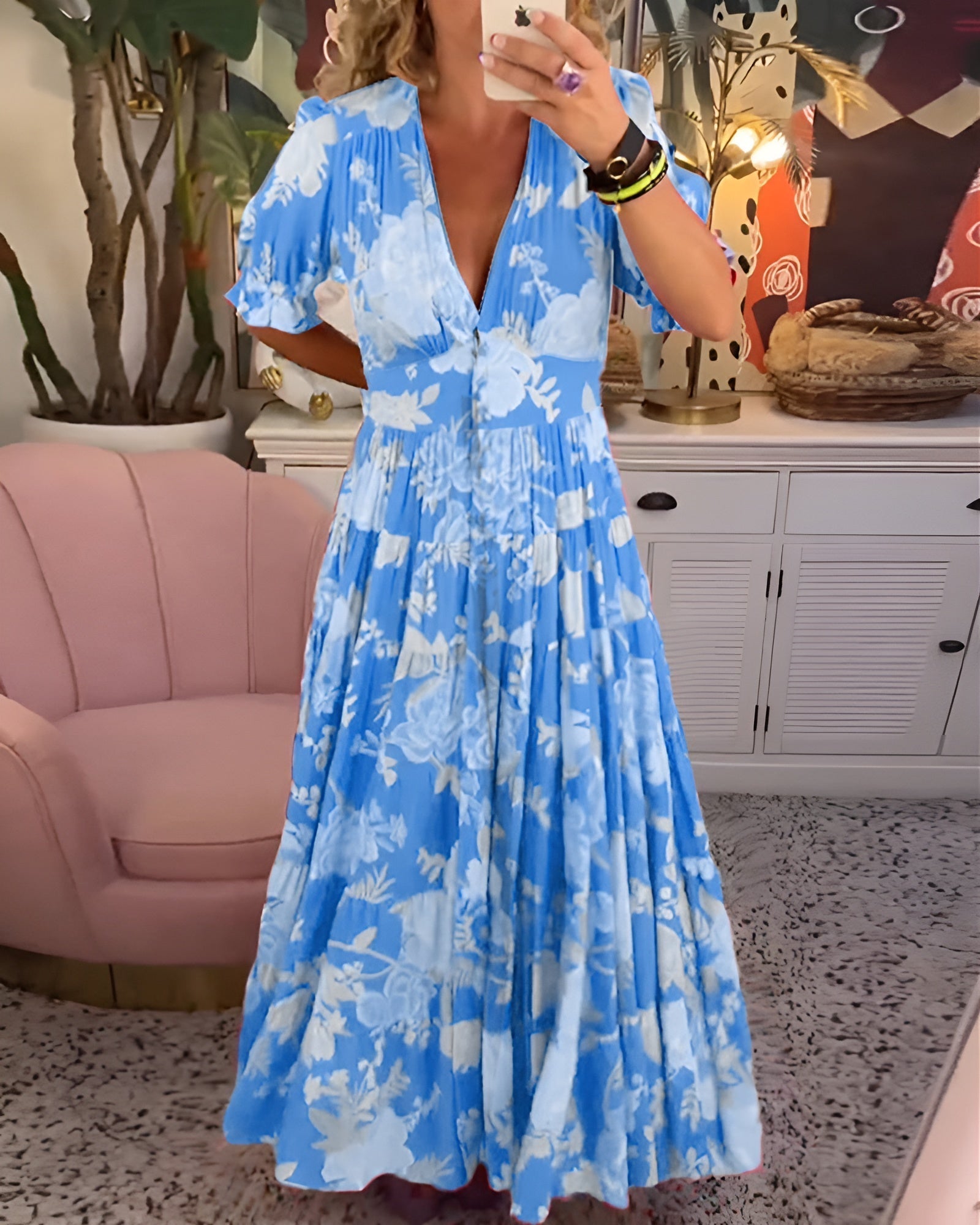 Isla | Chic Floral Print V-Neck Dress