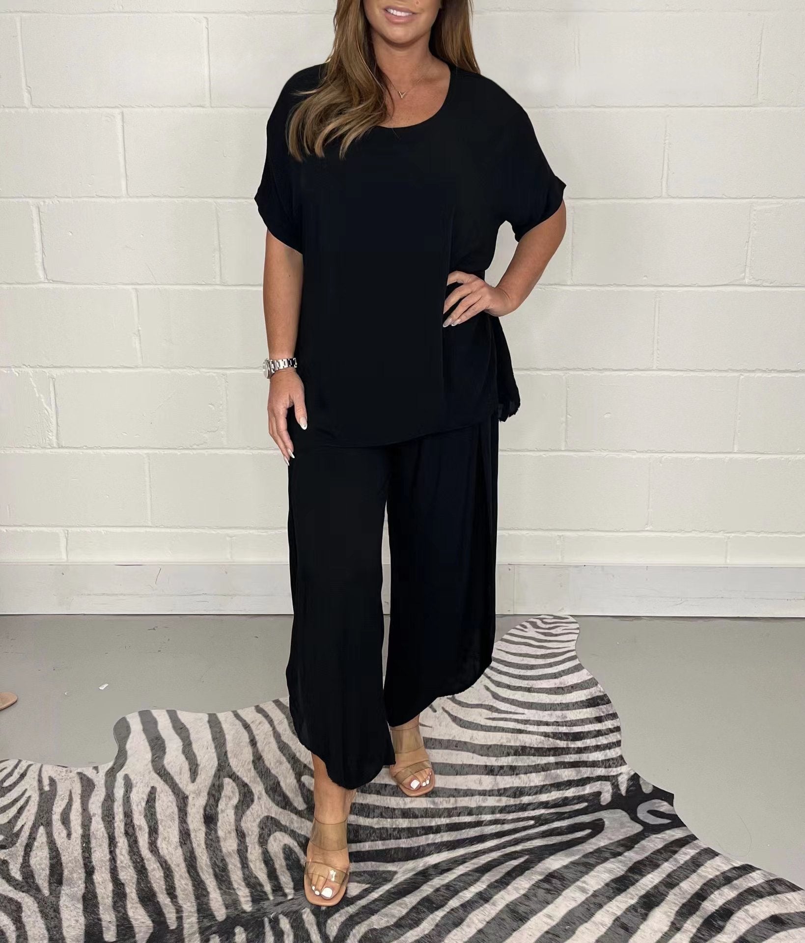 Global Elegance: Timeless Top and Trouser Ensemble