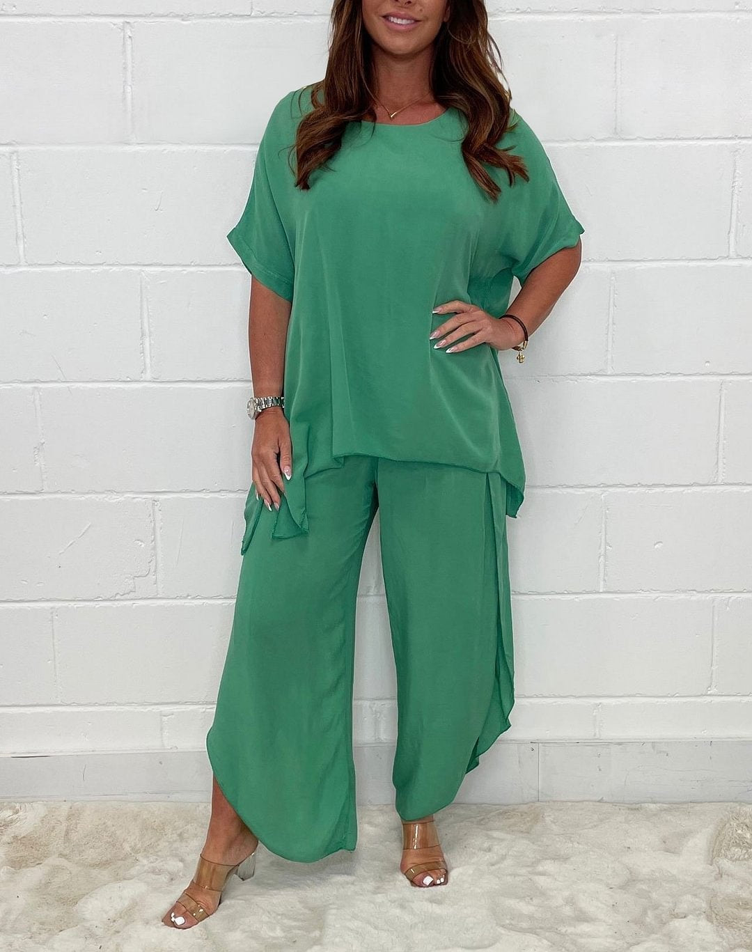 Global Elegance: Timeless Top and Trouser Ensemble