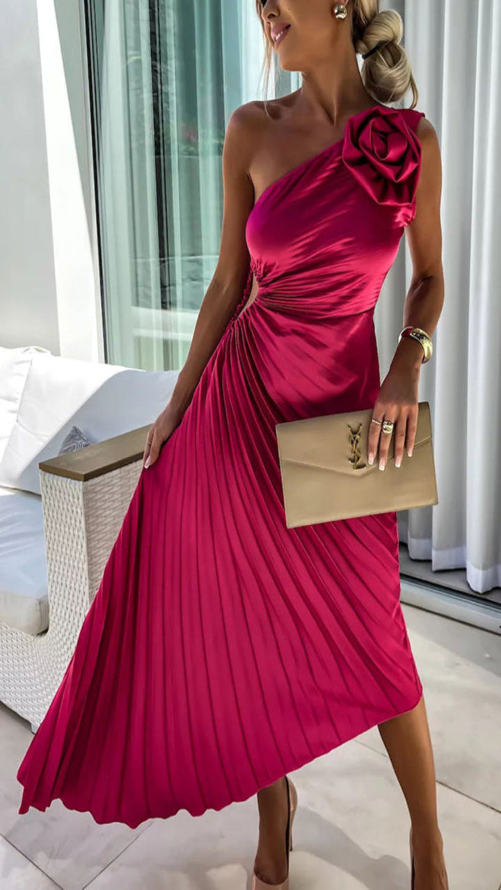Lizel - Pleated Floral Shoulder Design