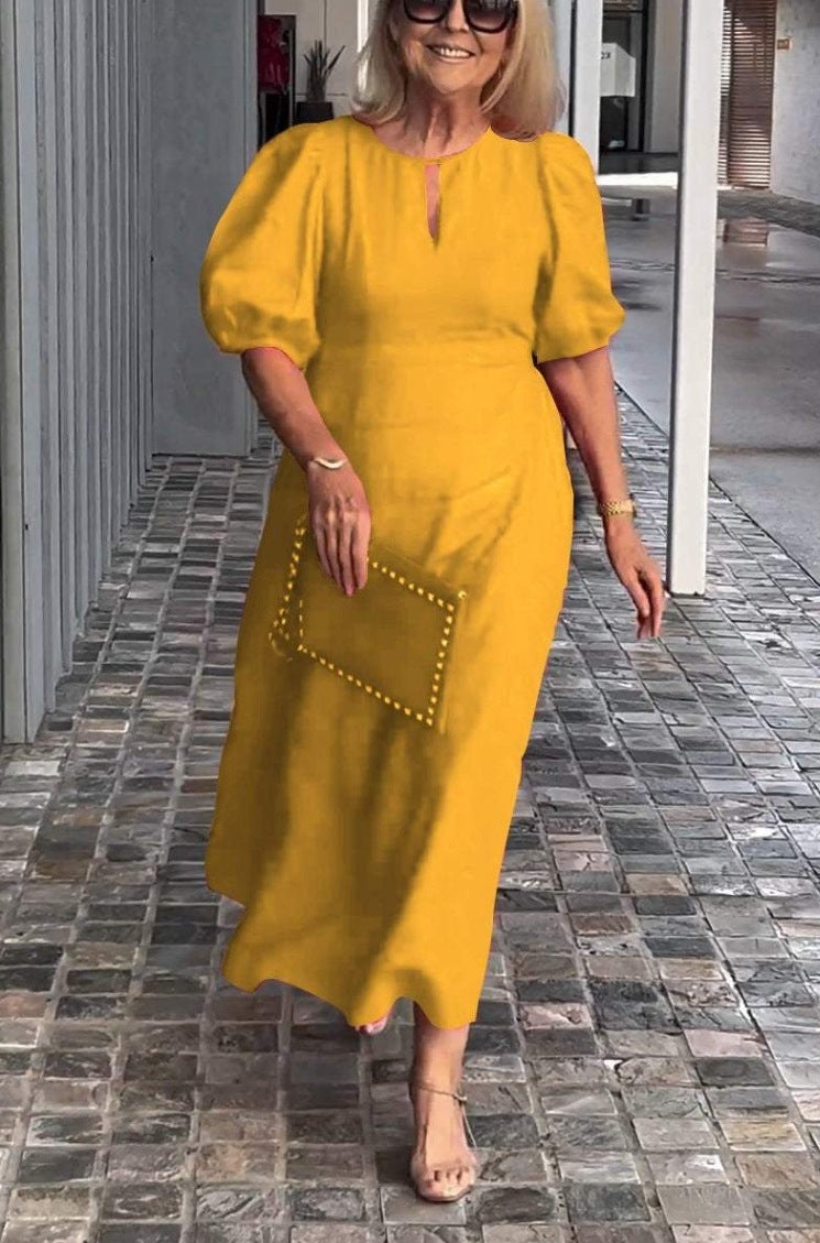 Chic Midi Dress with Elegant Essence