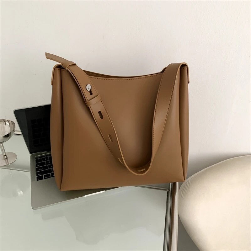 Zara - Luxe Grand Tote