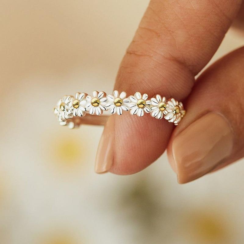 Adjustable Silver Ring with Hand-Painted Enamel Daisy Design
