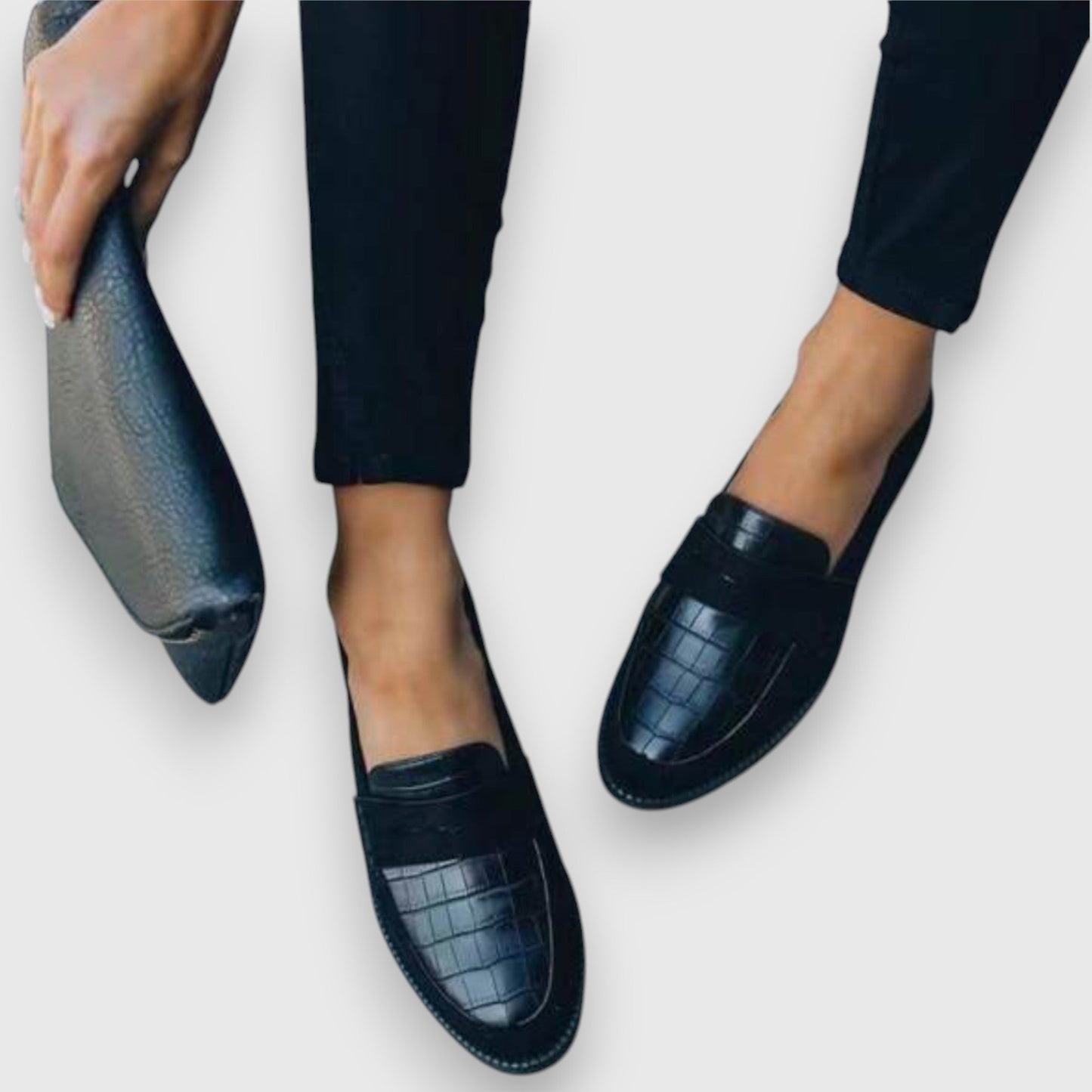 Sana – Classic Loafer