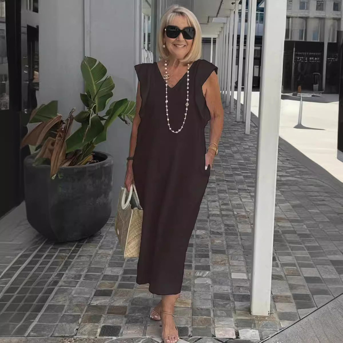 Sunlit Sleeveless Linen Dress