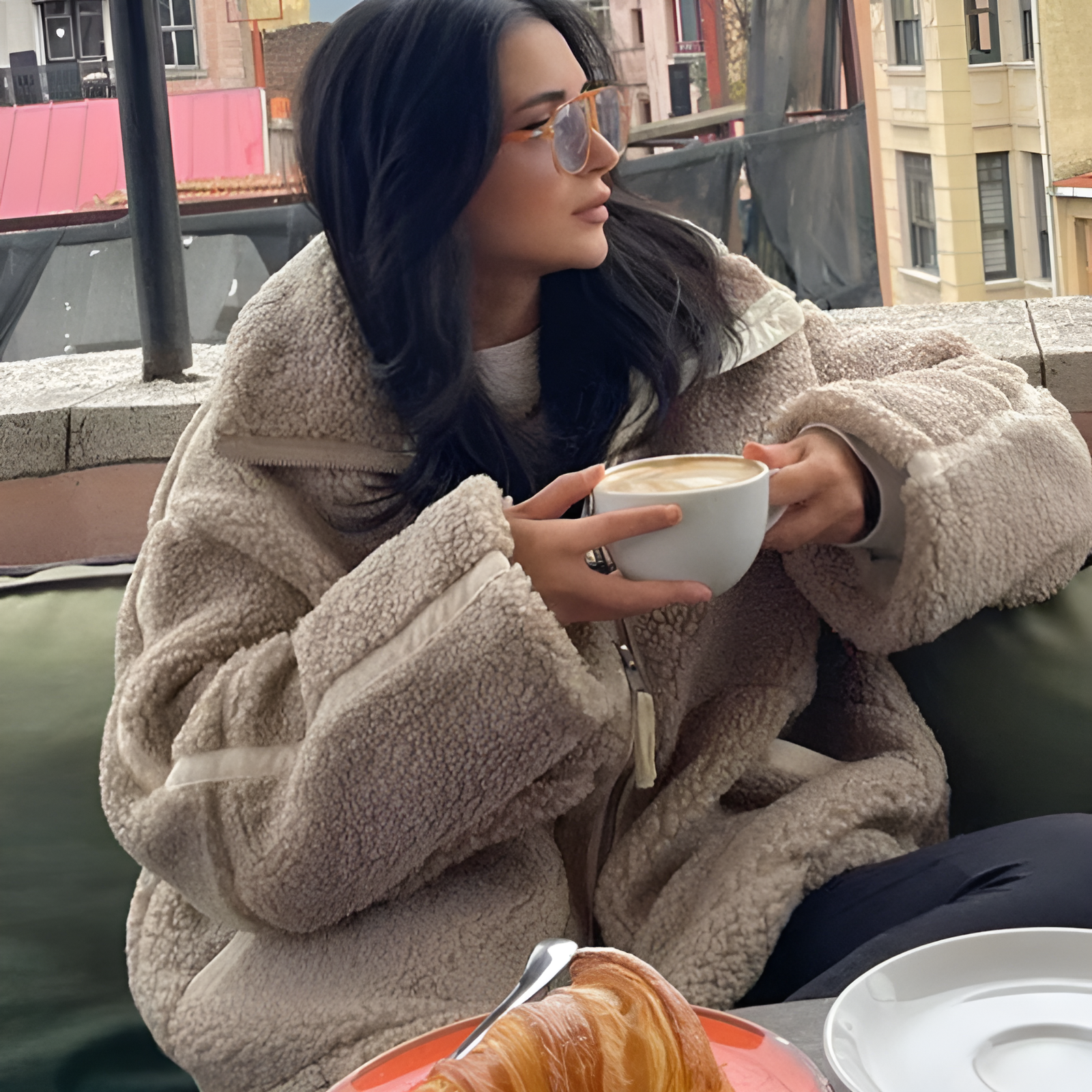 Sophie™ - Premium Teddy Zip Jacket