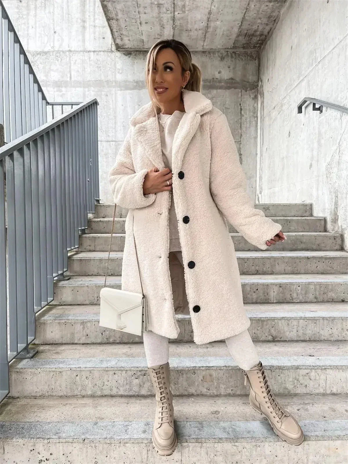 Ava™ - Cozy Teddy Coat for Ultimate Warmth