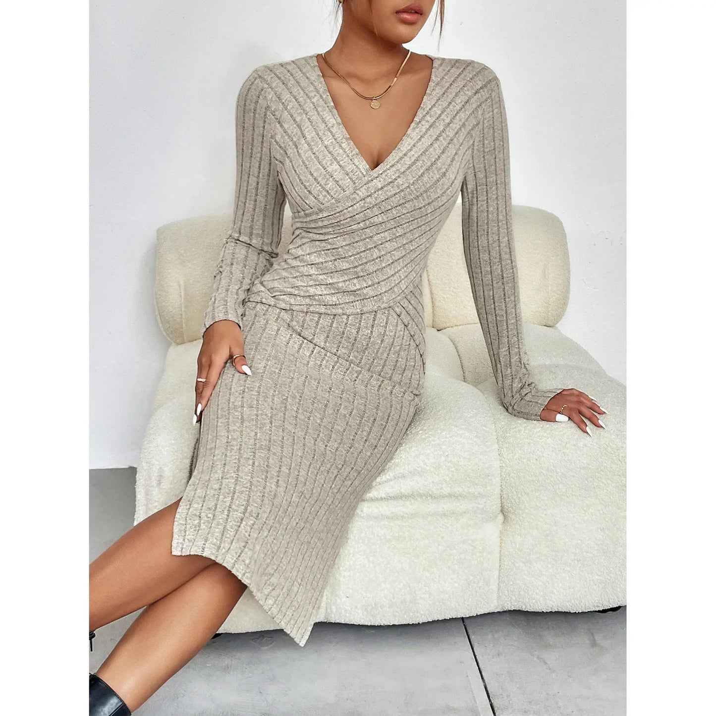 Sienna™ - Elegant Knit Midi Dress