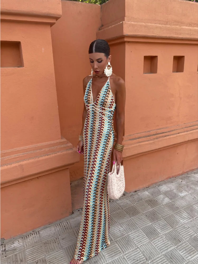Gomez™ | Chic Backless Design