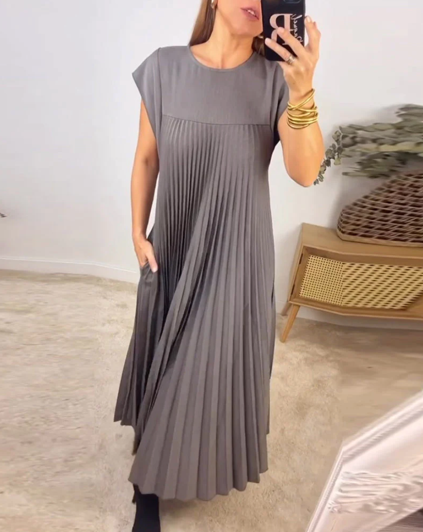 Valentina - Elegant Pleated Design