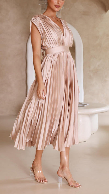 Lexi - Elegant Pleated Luxe Dress