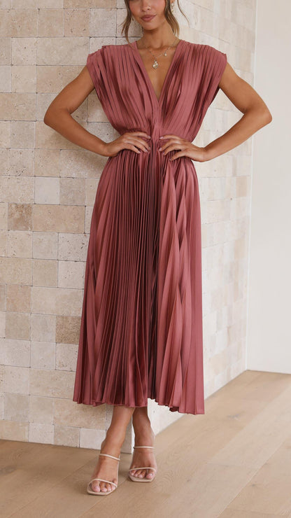 Lexi - Elegant Pleated Luxe Dress