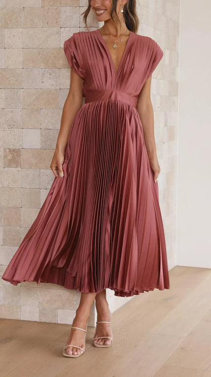 Lexi - Elegant Pleated Luxe Dress