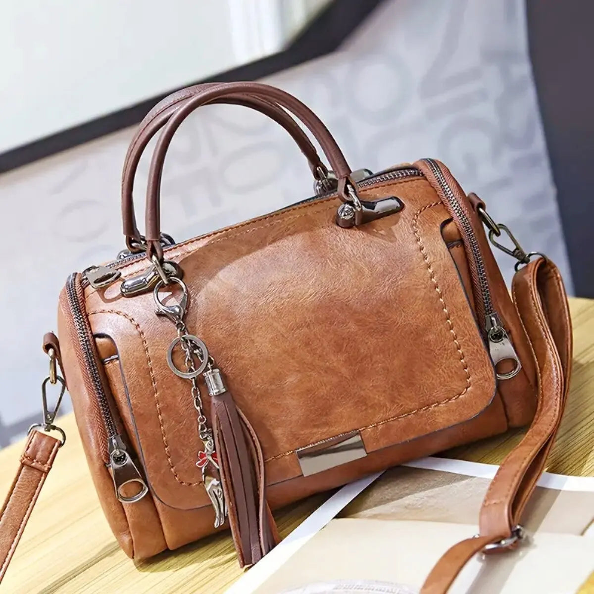 Stella - Elegant Leather Shoulder Bag