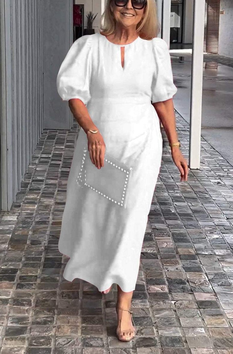 Chic Midi Dress with Elegant Essence