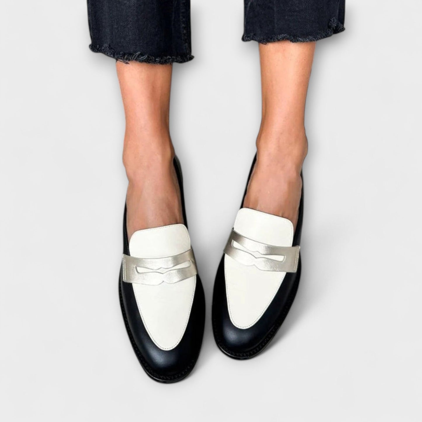 Xeera – Classic Black Loafers