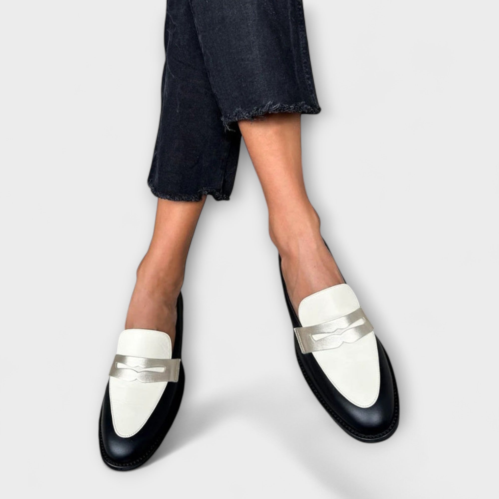 Xeera – Classic Black Loafers