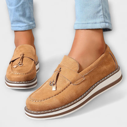 Haia – Classic Round Toe Loafers