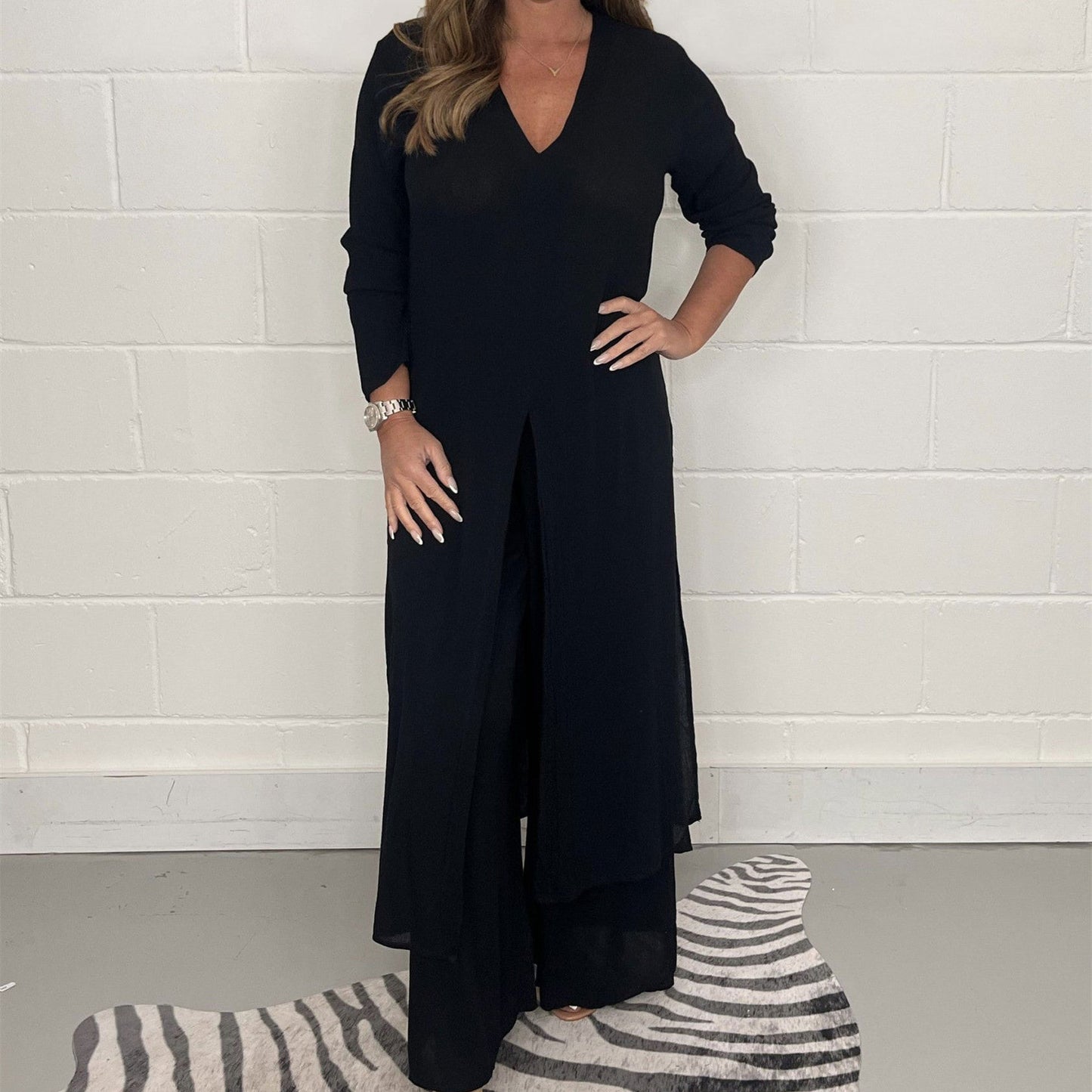 Global Charm: V-Neck Split Luxe Blouse & Tailored Pants