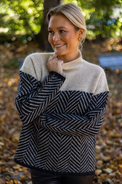 Ella | Cozy Knit Sweater
