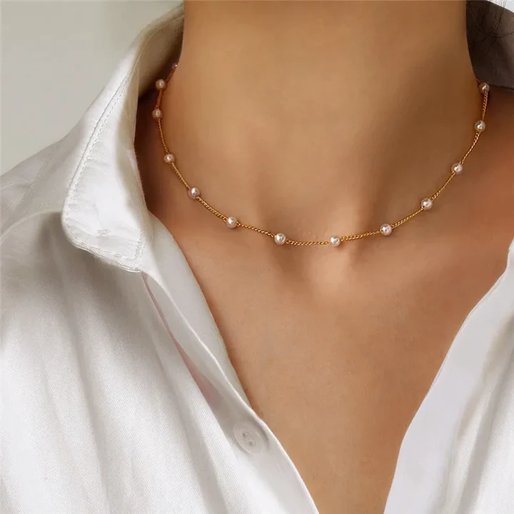Chic Petite Pearl Necklace