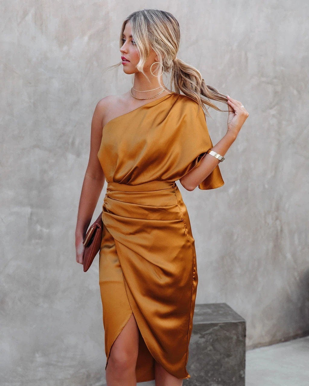 Mae - Elegant Satin Silk