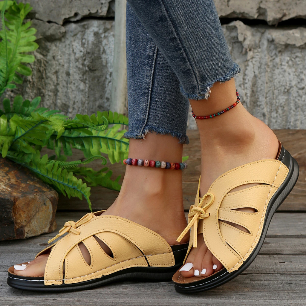 Kamila™ Relaxed Comfort Sandals