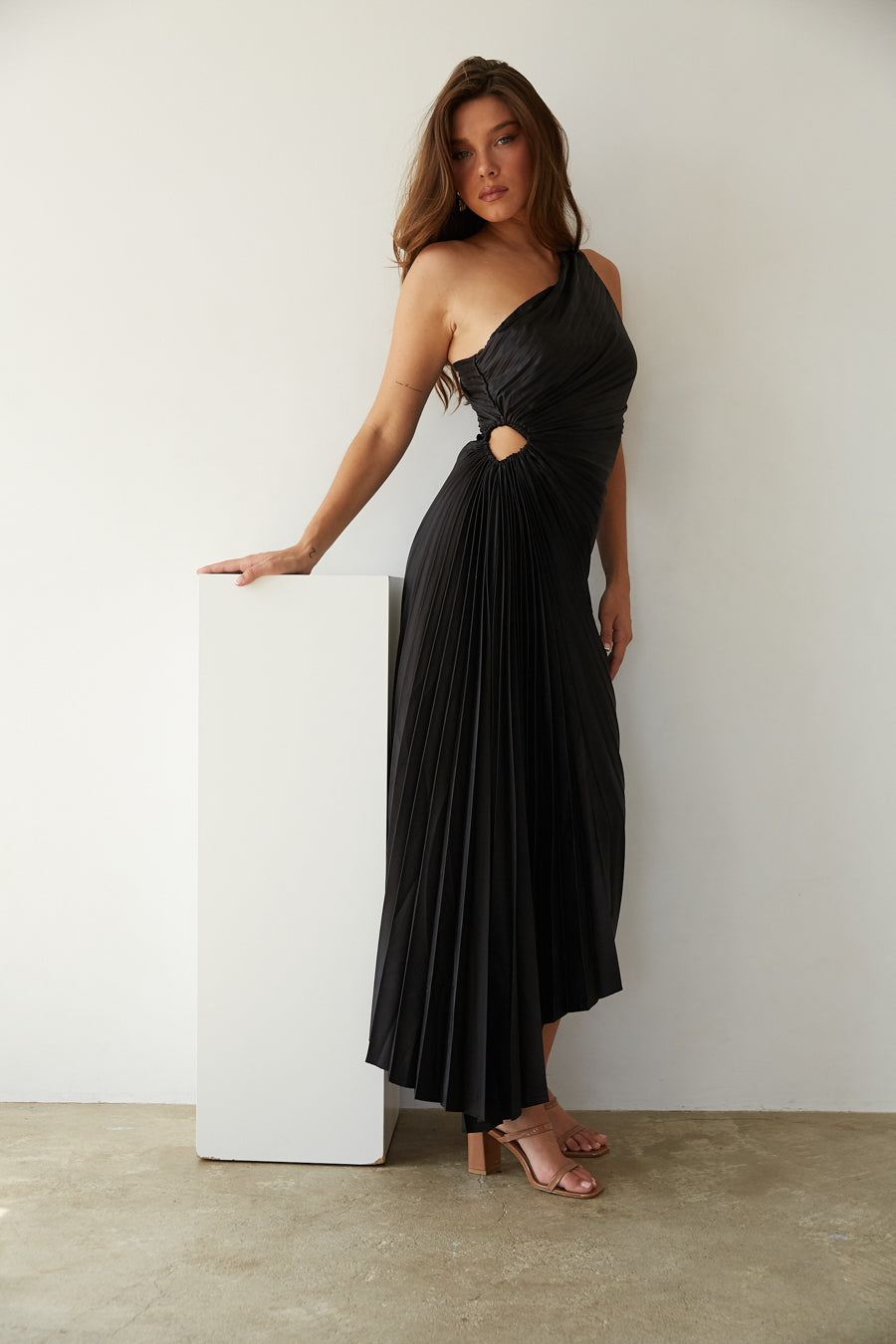 Ivana - Pleated Inspiration